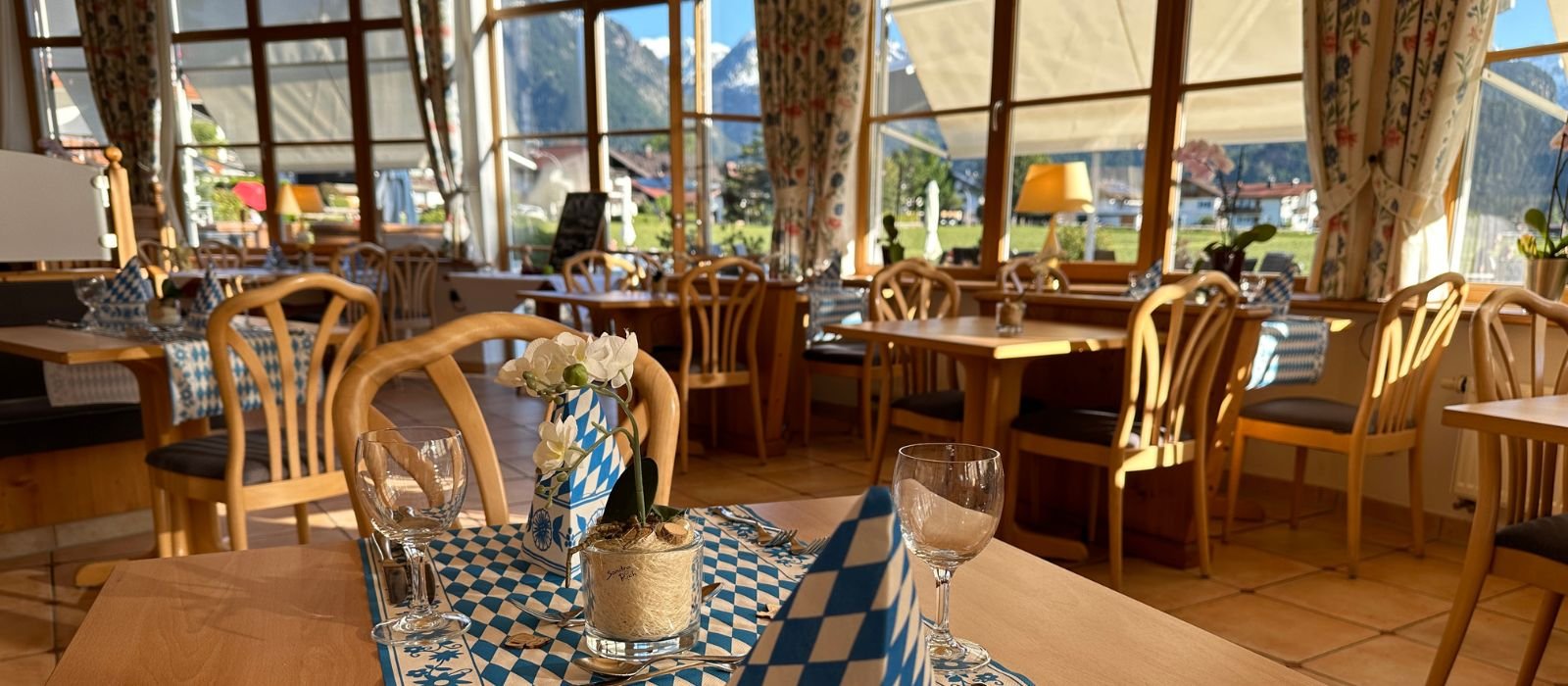 Oktoberfestabende im Restaurant Alpblick